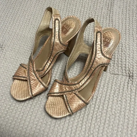 FRYE GERRY METAL BEADS SLINGBACK HEEL - Picture 2 of 7